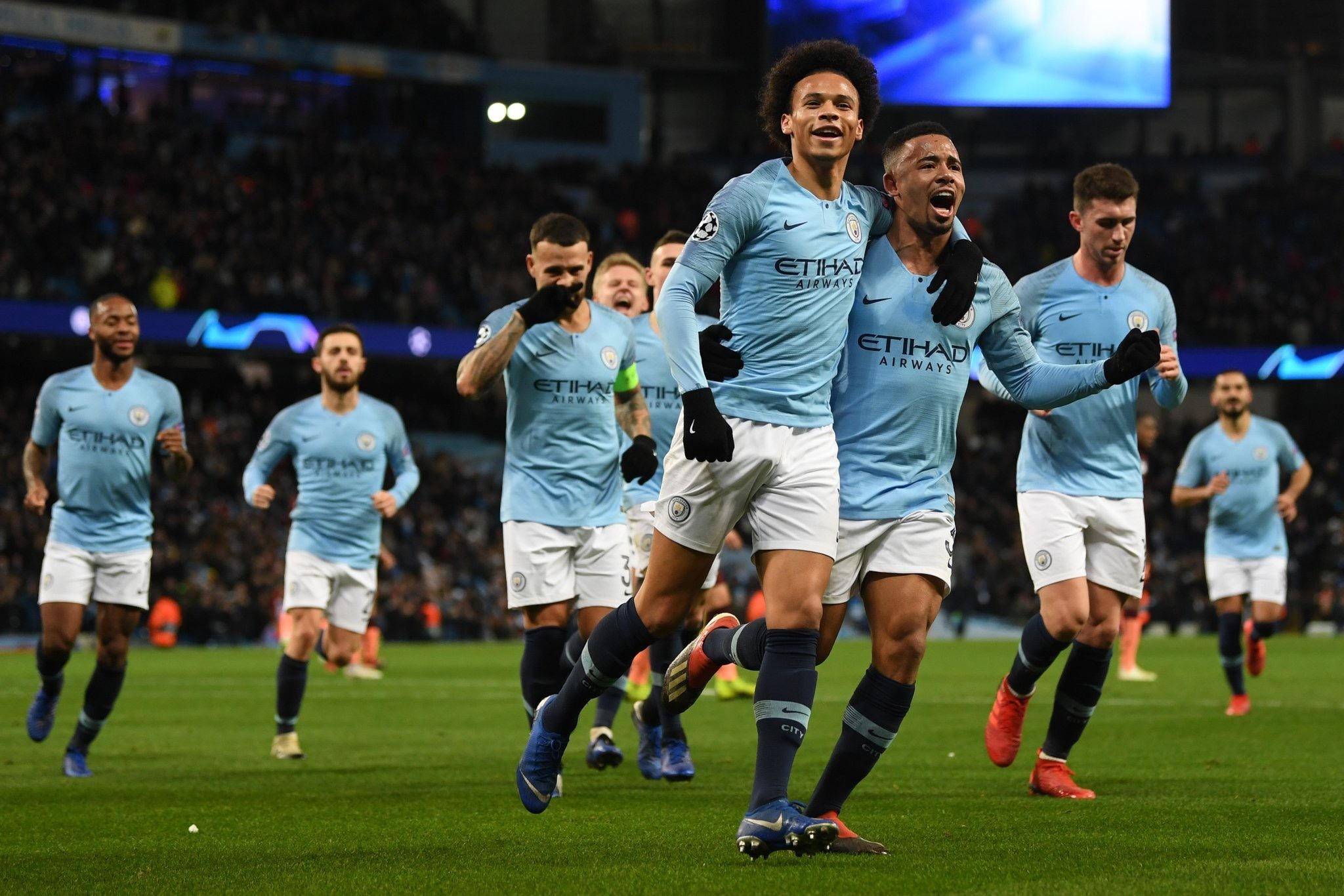 根据西班牙 根据西班牙